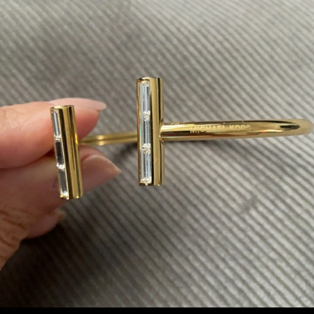 Gorgeous Michael Kors MODERN  Statement Cuff..similar to the Tiffany's bracelet - Picture 4 of 6